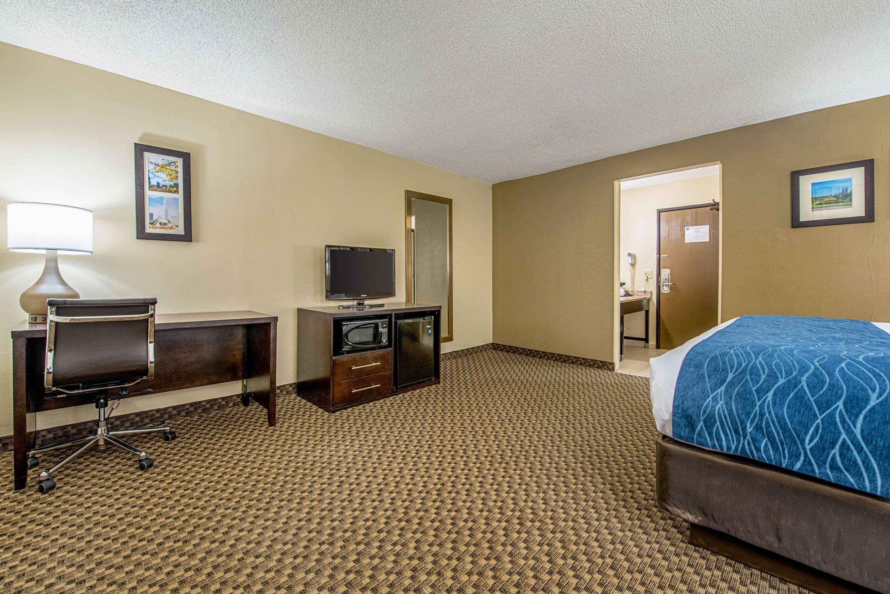 Comfort Inn Matteson - Chicago Экстерьер фото
