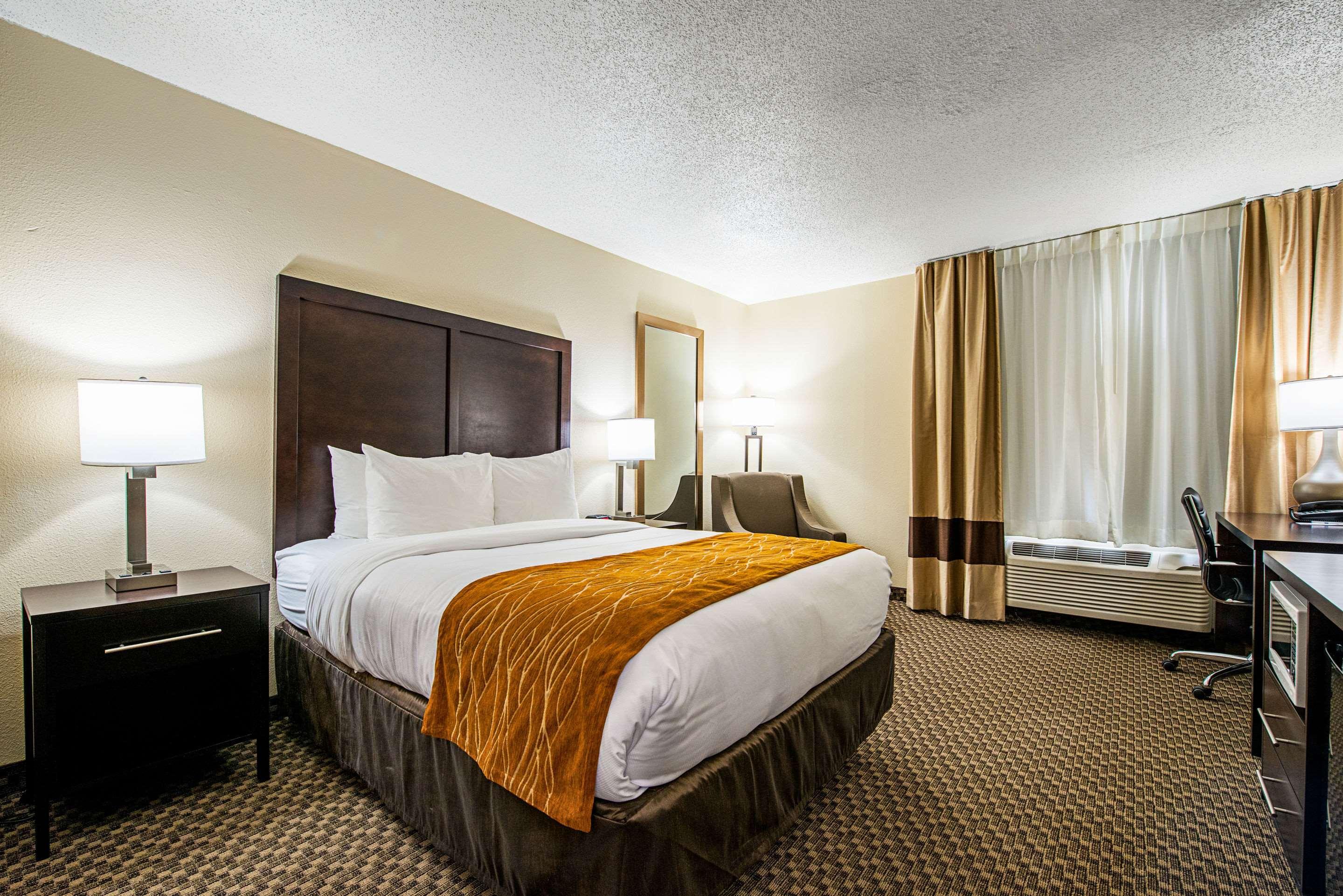 Comfort Inn Matteson - Chicago Экстерьер фото