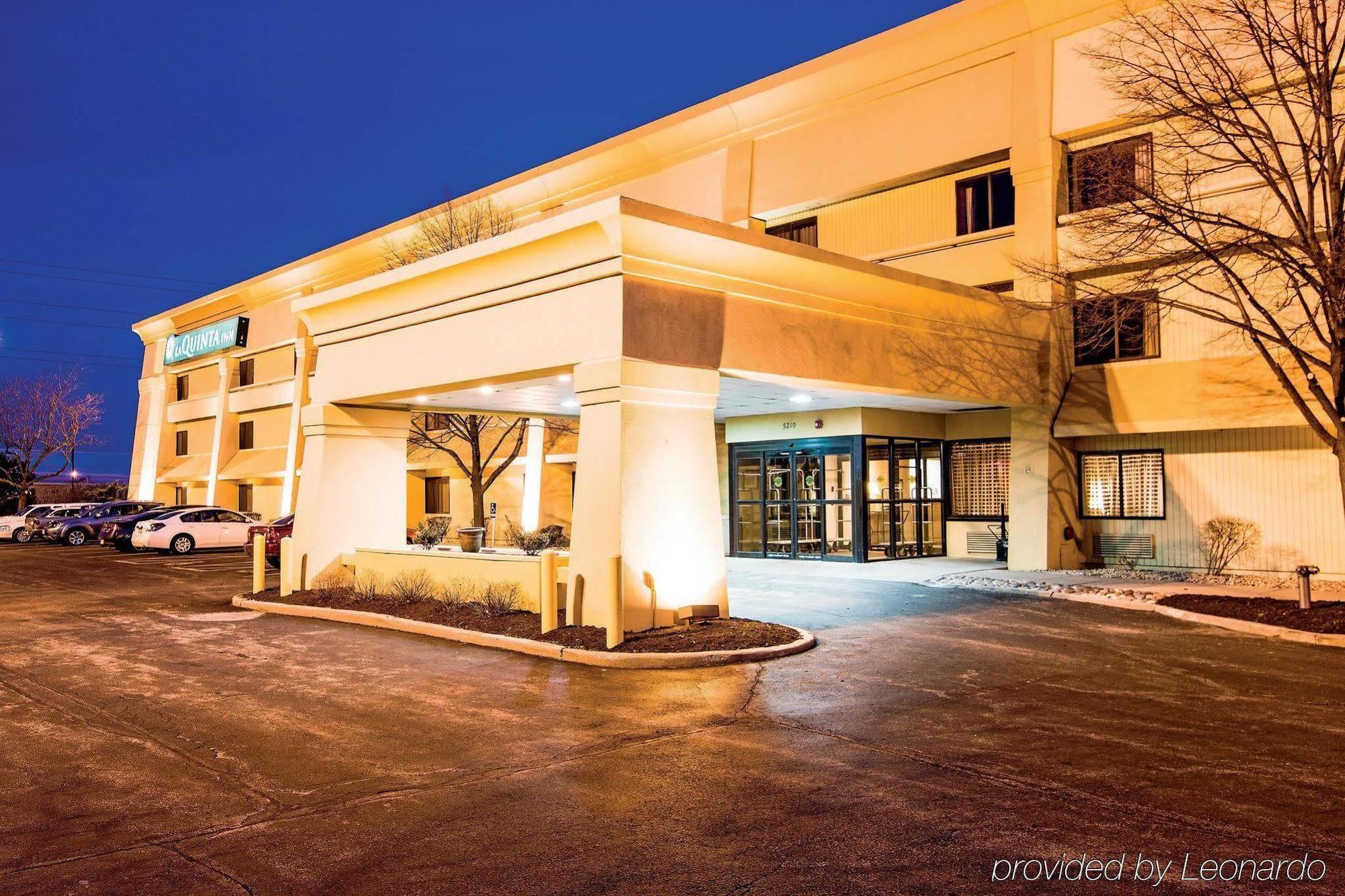 Comfort Inn Matteson - Chicago Экстерьер фото