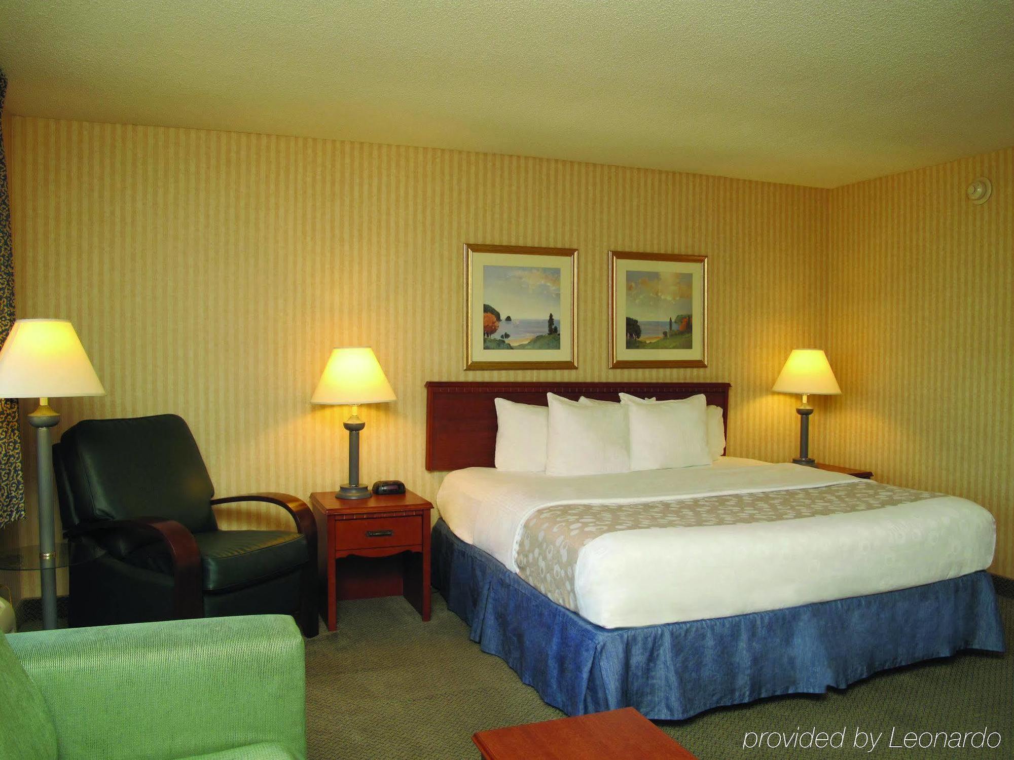 Comfort Inn Matteson - Chicago Экстерьер фото